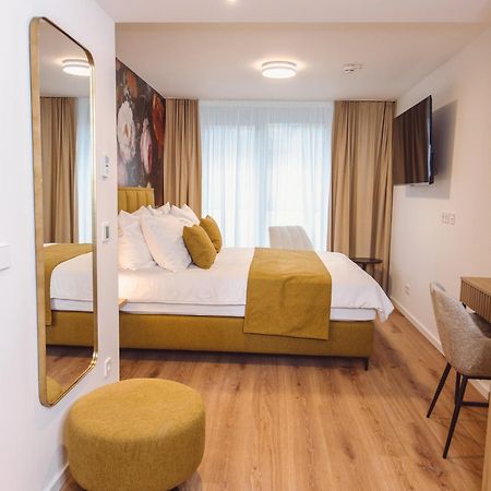 Hotel Am Rathaus Фрайбург Екстериор снимка