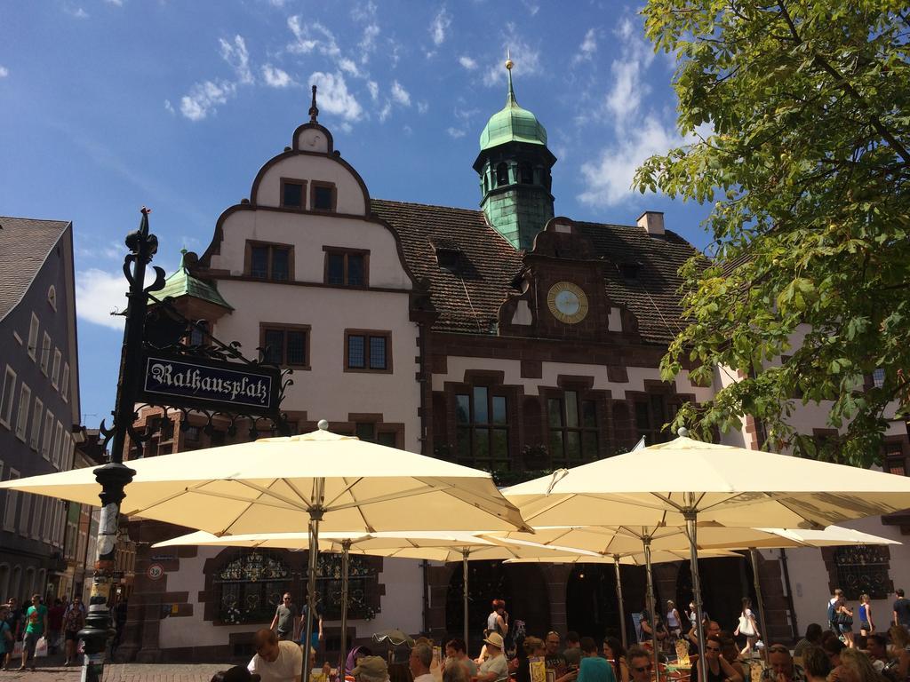Hotel Am Rathaus Фрайбург Екстериор снимка