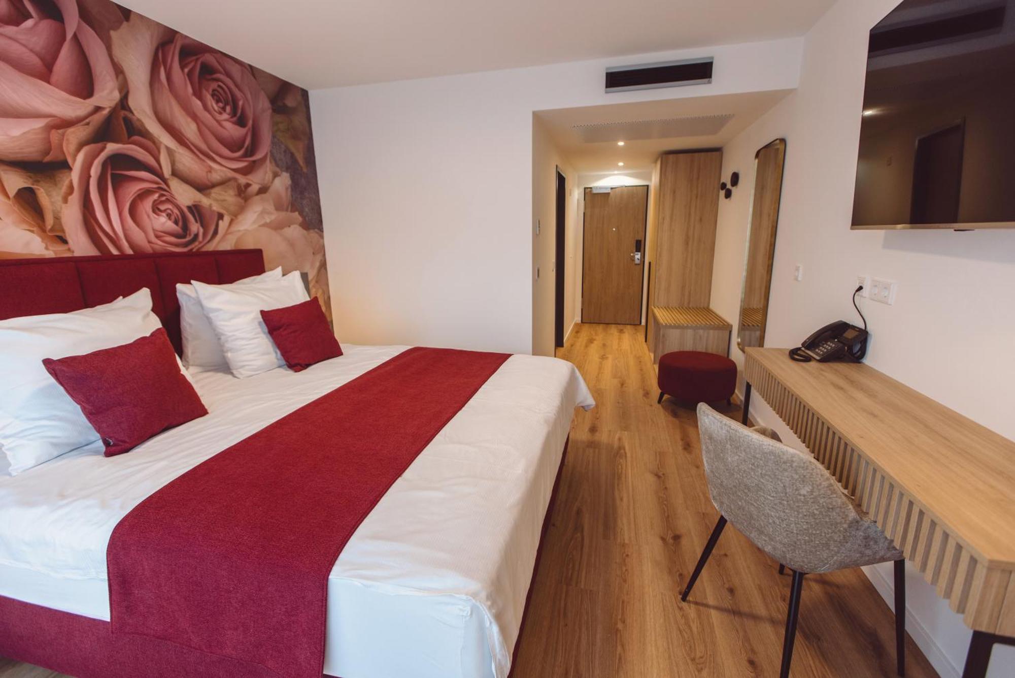 Hotel Am Rathaus Фрайбург Екстериор снимка